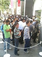 Insane Launch Queues for New Pokemon News image